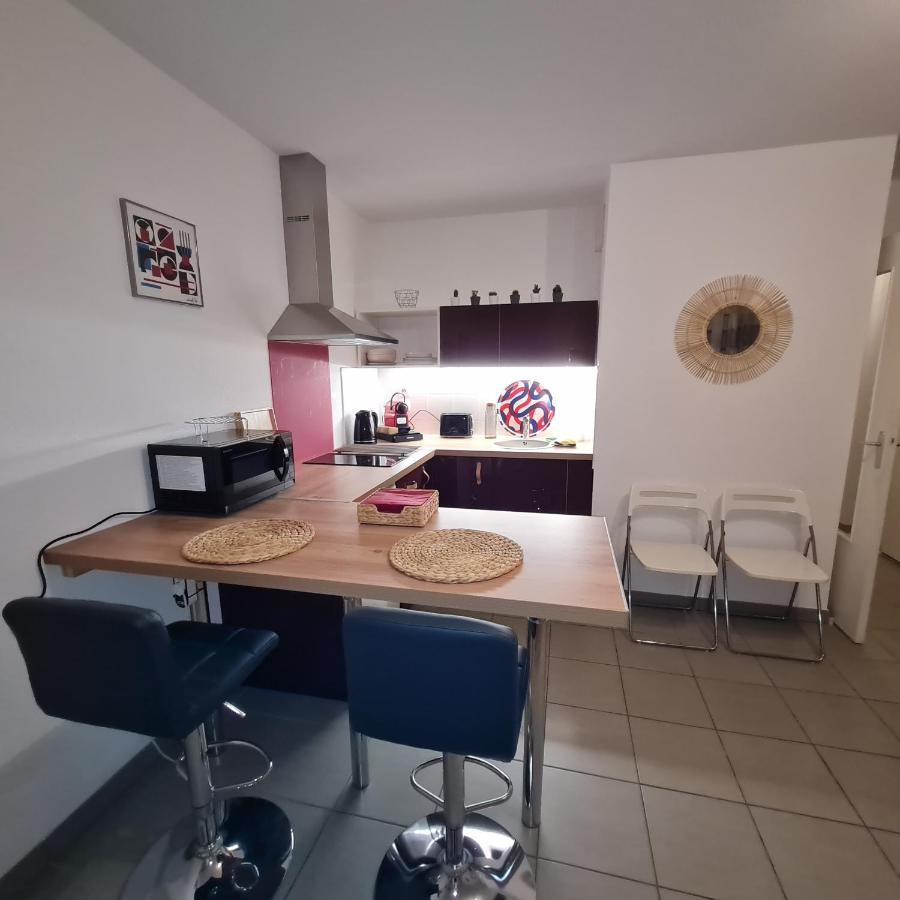 Beau Studio Tout Confort Au Calme Avec Parking . Apartment Villeurbanne Exterior photo